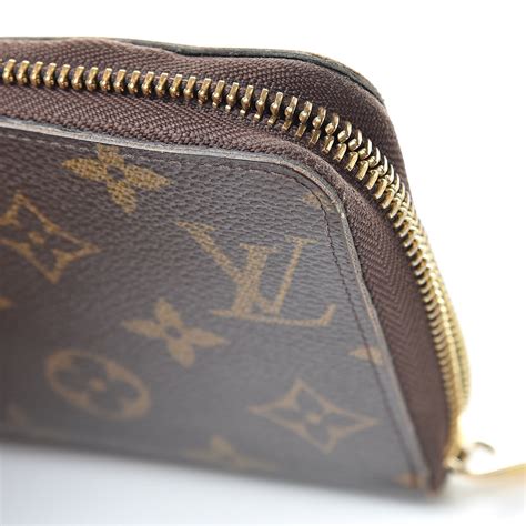 Louis Vuitton zippy